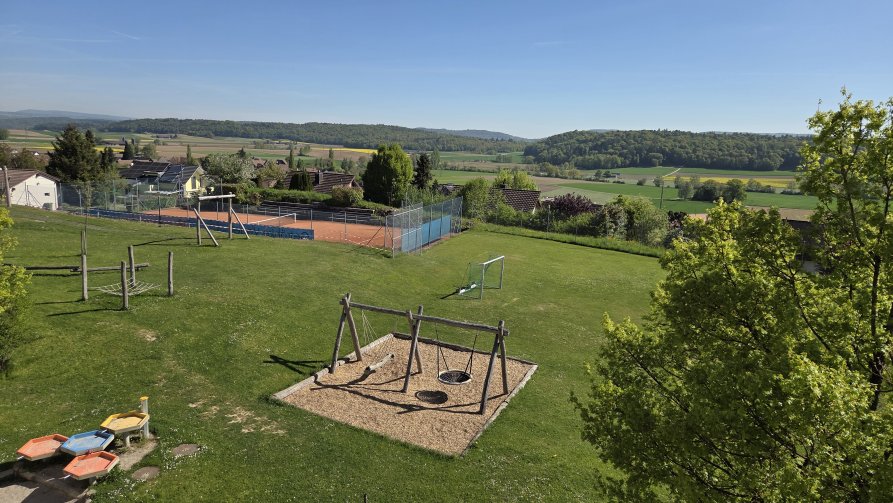 Spielplatz Schulhaus Sandbuck